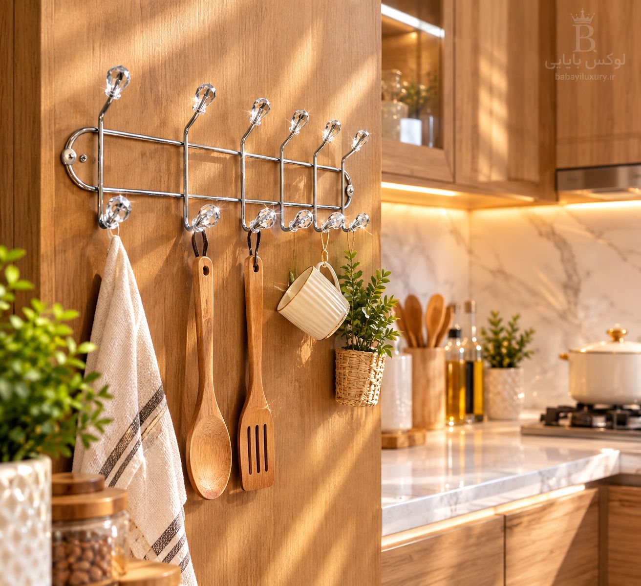 دیوار کوب الماسی